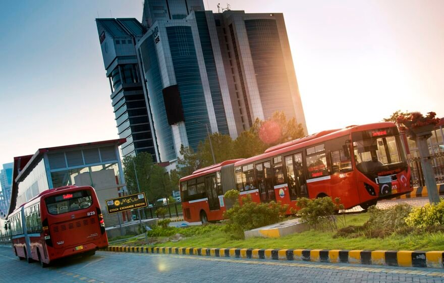 Red Islamabad Metro bus in Blue Area